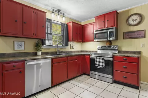 17249 Old Highway 49, Saucier, MS 39574 photo 4