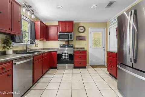 17249 Old Highway 49, Saucier, MS 39574 photo 5