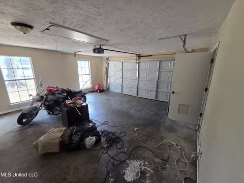 Other - 909 Eagles Nest Dr, Byram, MS 39272 photo 5 of 5
