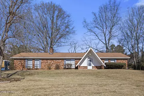 1460 Marwood Rd, Byram, MS 39272