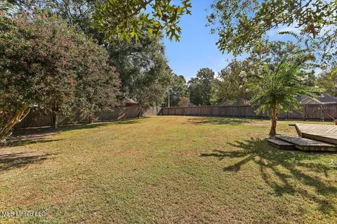 Exterior - 6002 Maplewood, Flowood, MS 39232 photo 7 of 8