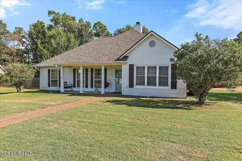 Exterior - 6002 Maplewood, Flowood, MS 39232 photo 2 of 8