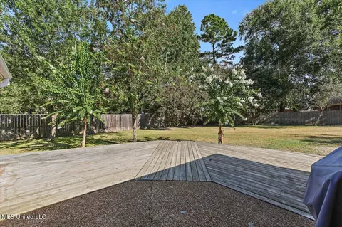 Exterior - 6002 Maplewood, Flowood, MS 39232 photo 5 of 8