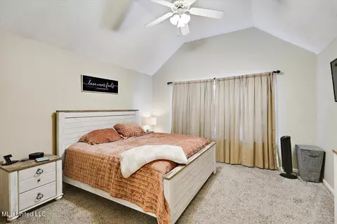 Bedroom - 6002 Maplewood, Flowood, MS 39232 photo 1 of 2