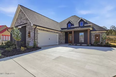 191 Bronson Bnd, Flowood, MS 39232