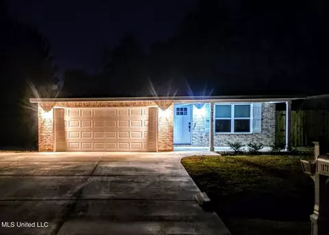 10737 Linohau Way, Diamondhead, MS 39525