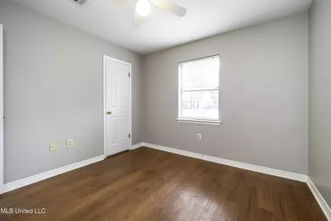 Bedroom - 700 Bay Tree Dr, Flowood, MS 39232 photo 4 of 6