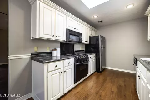 Kitchen - 700 Bay Tree Dr, Flowood, MS 39232 photo 1 of 3