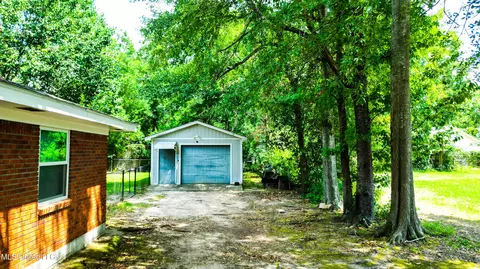 Exterior - 310 E Cherry Dr, Petal, MS 39465 photo 2 of 6