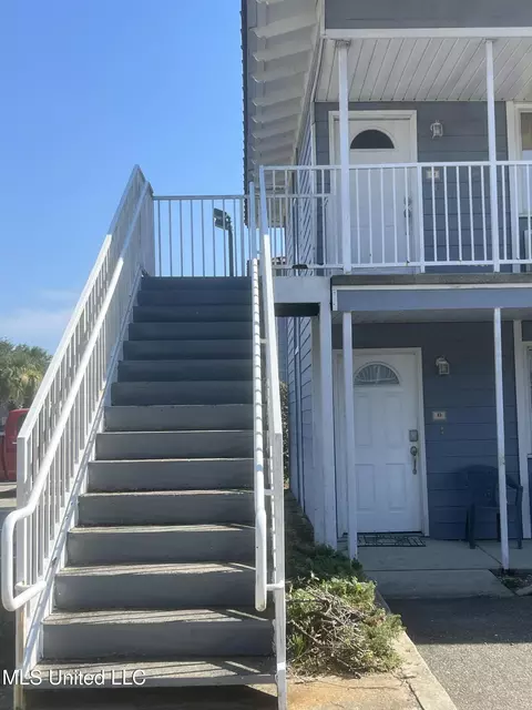 1664 Beach Blvd #S-12, Biloxi, MS 39531