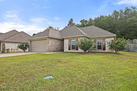 424 Copper Ridge Dr, Florence, MS 39073