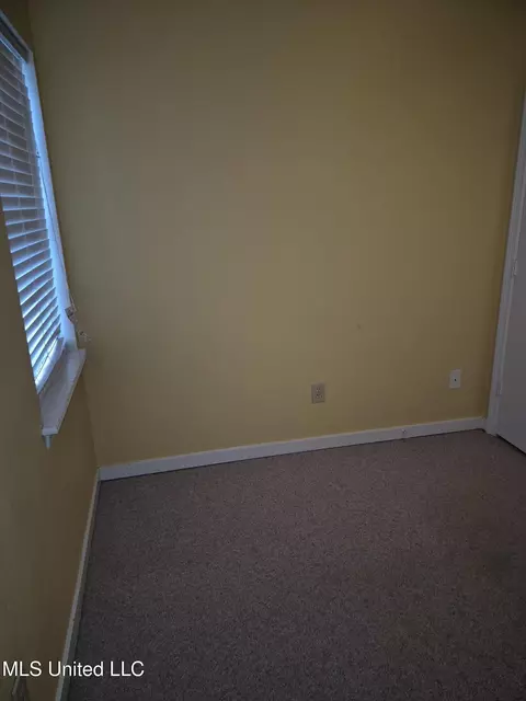 810 Harbor Bend Dr, Brandon, MS 39047 photo 4
