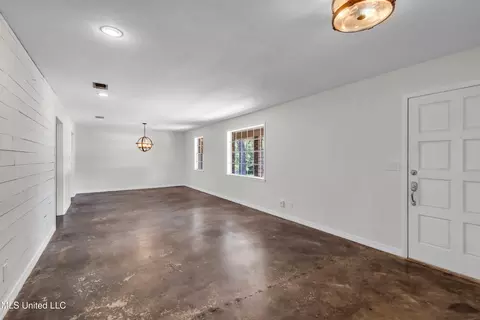 22 Teresa Dr, Lucedale, MS 39452 photo 9