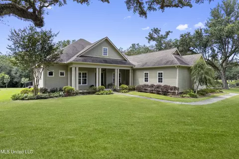 14141 Wolf Run Blvd, Gulfport, MS 39503