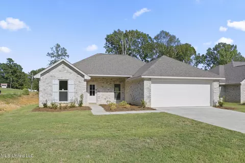 703 Tower Rdg Cv, Pearl, MS 39208