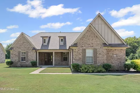 1775 S Clair Cir, Hernando, MS 38632