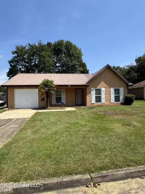 830 Cherry Ridge Dr, Clinton, MS 39056