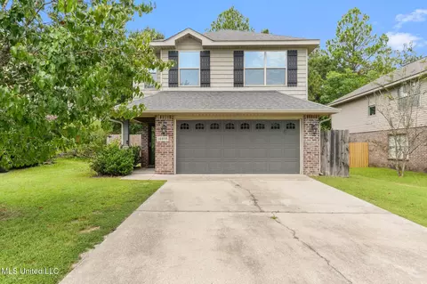16975 Palm Ridge Dr, Biloxi, MS 39532