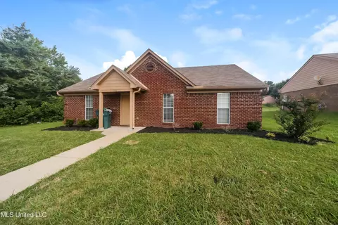 1810 Dorchester Dr, Southaven, MS 38671