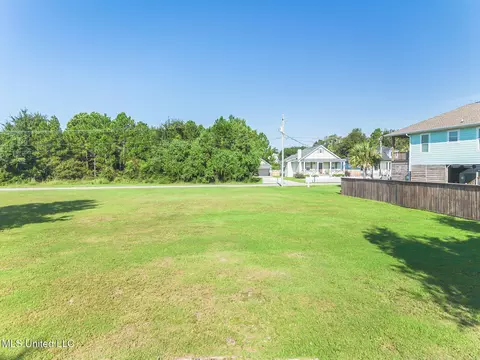 208 White Harbor Rd, Long Beach, MS 39560 photo 9