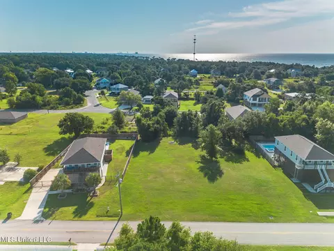 208 White Harbor Rd, Long Beach, MS 39560 photo 5