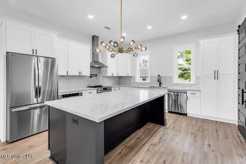 Kitchen - 414 Shell St, Biloxi, MS 39530 photo 1 of 6