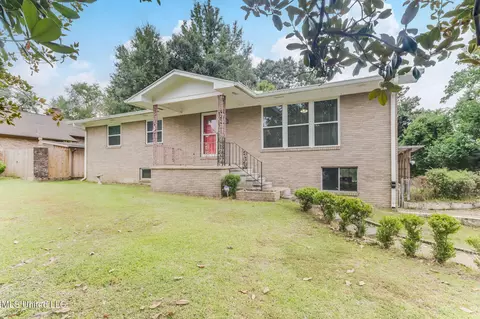 15305 Northwood Dr, Gulfport, MS 39503