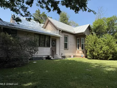 710 N Commerce St, Natchez, MS 39120 photo 4