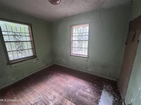 Bedroom - 3815 Douglas Ave, Jackson, MS 39213 photo 2 of 3