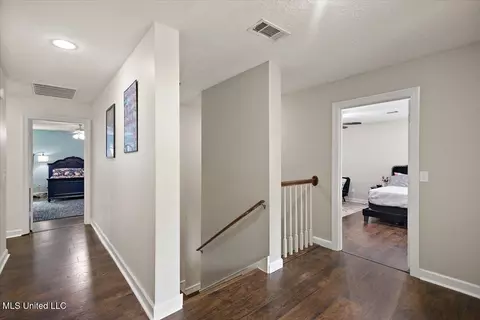 Entry Way - 111 Thornton Pl, Brandon, MS 39042 photo 8 of 8
