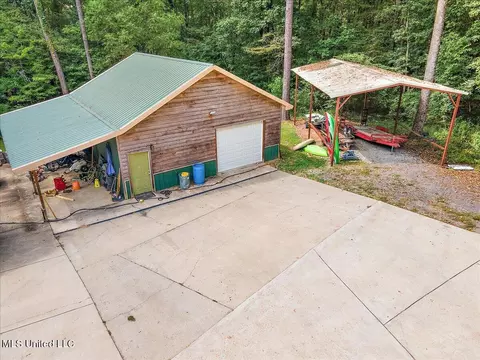 Exterior - 111 Thornton Pl, Brandon, MS 39042 photo 18 of 18