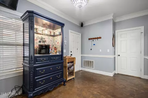 Entry Way - 111 Thornton Pl, Brandon, MS 39042 photo 5 of 8
