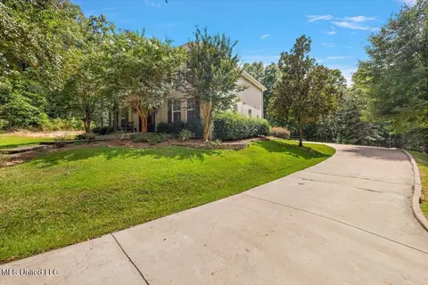 Exterior - 111 Thornton Pl, Brandon, MS 39042 photo 4 of 18