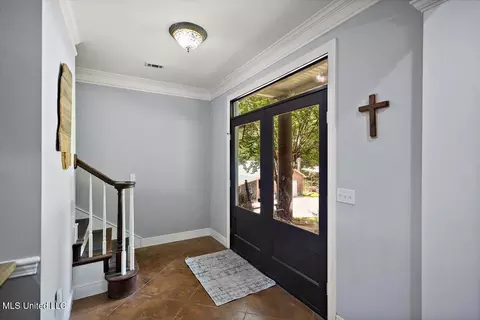 Entry Way - 111 Thornton Pl, Brandon, MS 39042 photo 1 of 8