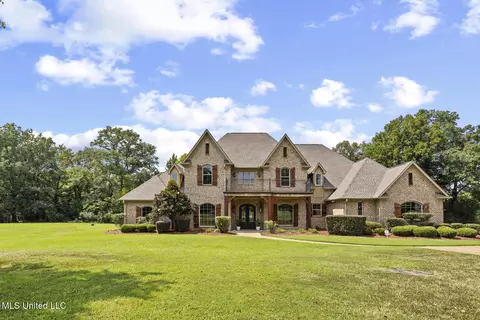 209 Sunset Cir, Madison, MS 39110