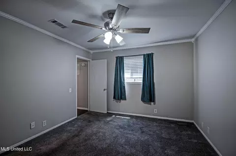 Bedroom - 367 Lakebend Dr, Brandon, MS 39042 photo 3 of 5