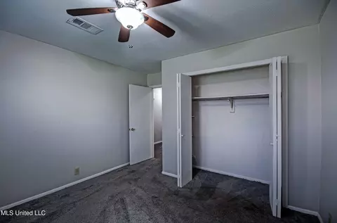 Bedroom - 367 Lakebend Dr, Brandon, MS 39042 photo 5 of 5