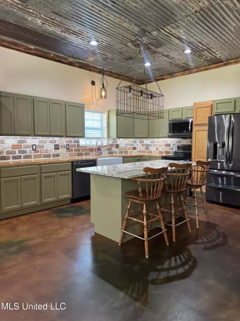 106 Sallie Rd, Wiggins, MS 39577 photo 3