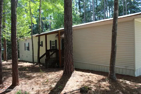 271 Howell-mill Rd, Lucedale, MS 39452