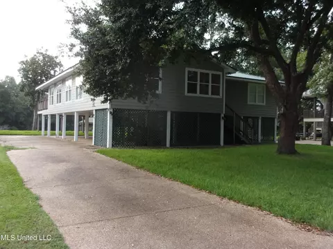 3495 Wells Ferry Cv, Biloxi, MS 39532