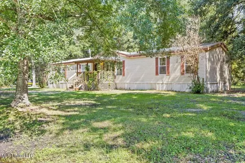 1708 Dailey Rd, Gautier, MS 39553 photo 2
