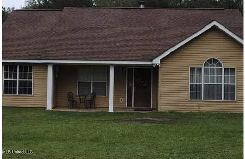 414 Larow D Dr, Carriere, MS 39426