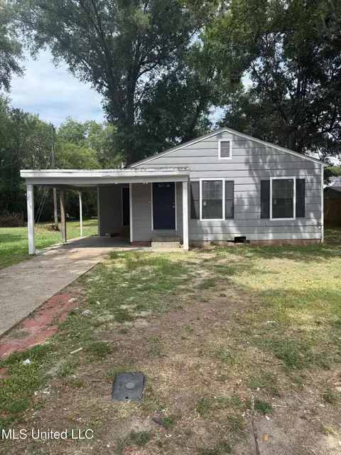 1120 Helen St, Greenville, MS 38703
