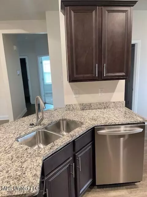 Kitchen - 15610 Ridge Ct, Biloxi, MS 39532 photo 2 of 2