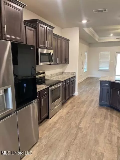 Kitchen - 15610 Ridge Ct, Biloxi, MS 39532 photo 1 of 2