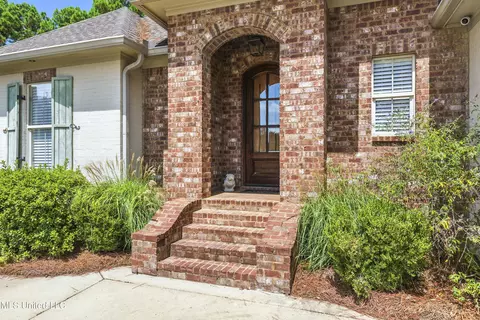 209 Herrington Cv, Madison, MS 39110 photo 2