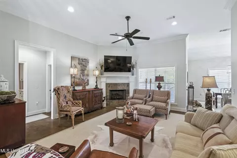 209 Herrington Cv, Madison, MS 39110 photo 3