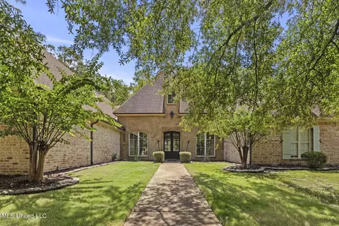 814 Beaumont Dr, Madison, MS 39110