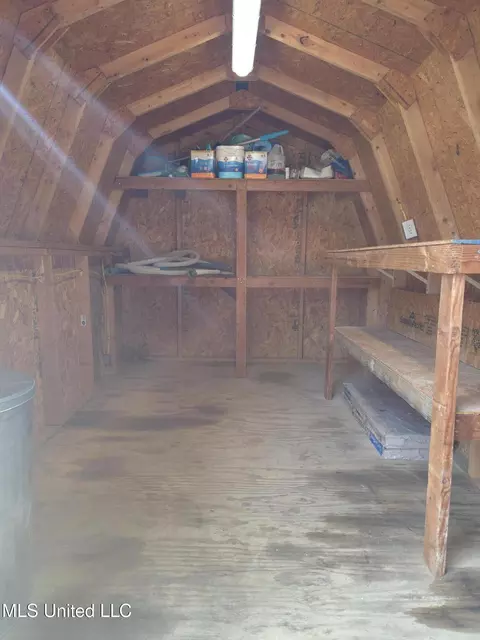 Other - 563 Eaglewood Dr, Florence, MS 39073 photo 8 of 9