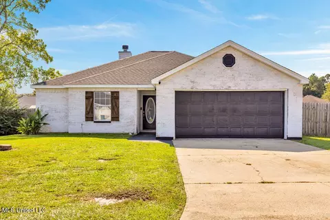 13125 Tyler Cir, Gulfport, MS 39503